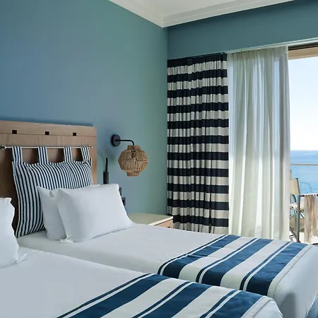 Kalamaki 4*