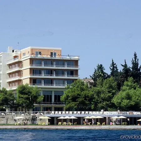 Kalamaki Istmia